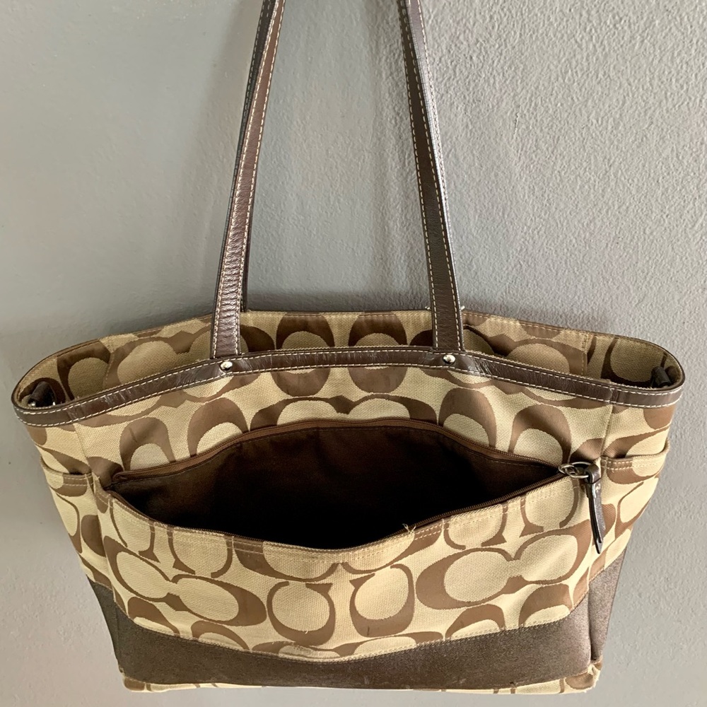 Coach XL Tote Bag - Picture 9 of 11